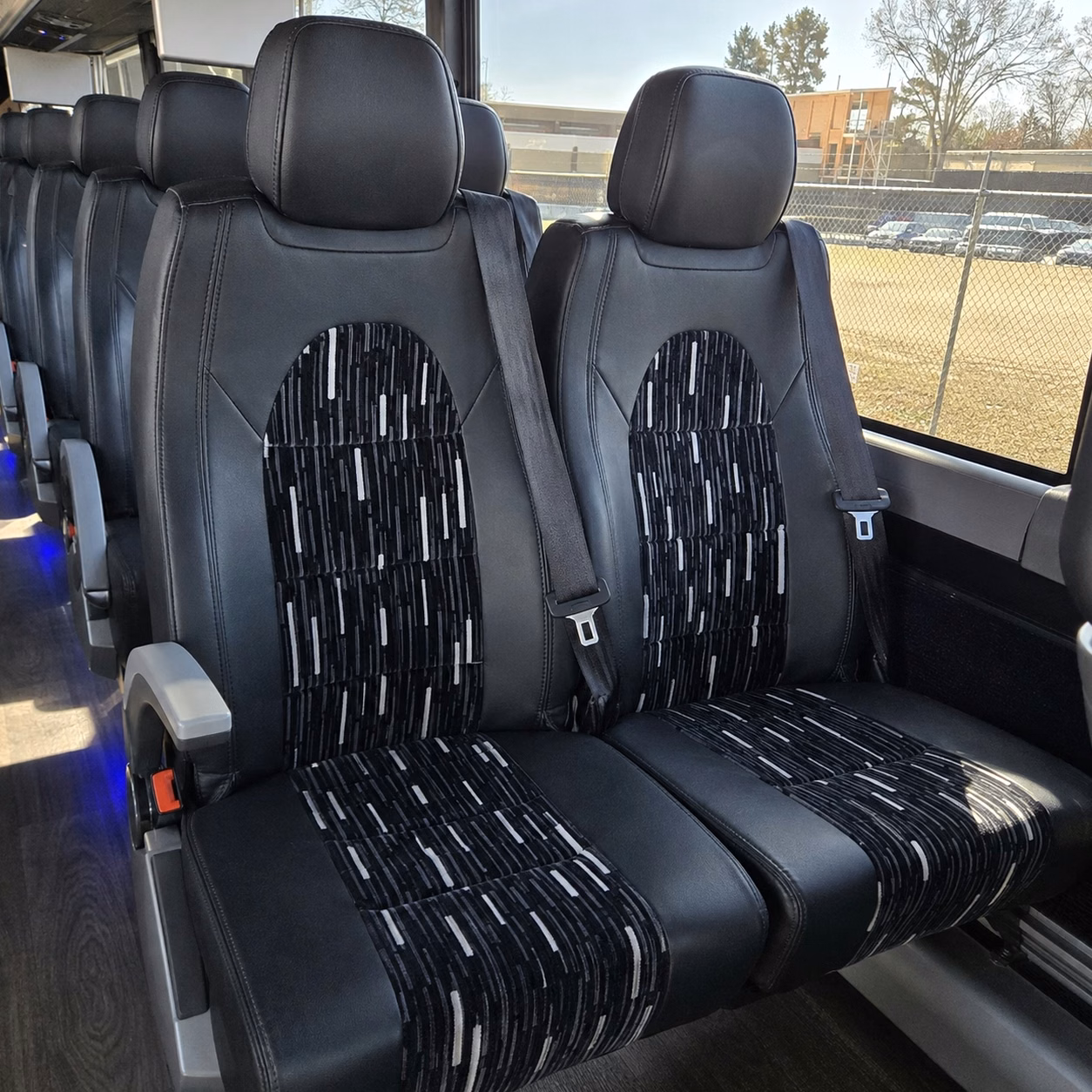 getting wedding guests to and from south fulton hotels has never been easier
