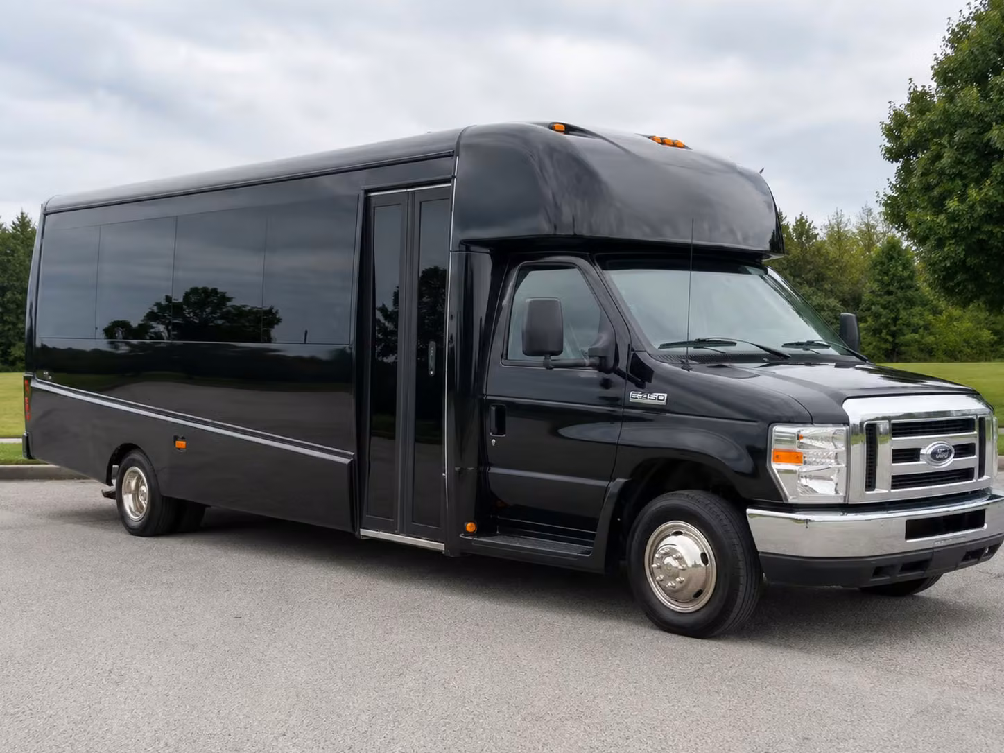 minibus rentals for smaller south fulton prom groups
